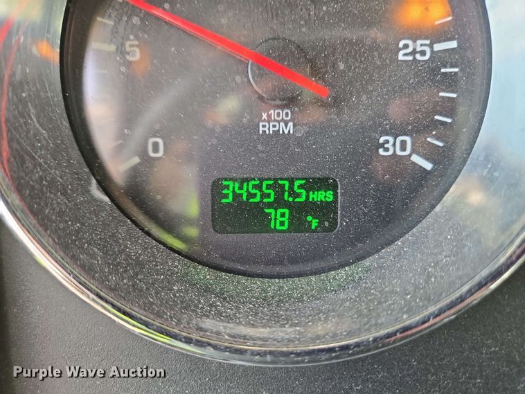 image for item YA0473 2014 Kenworth W900 semi truck