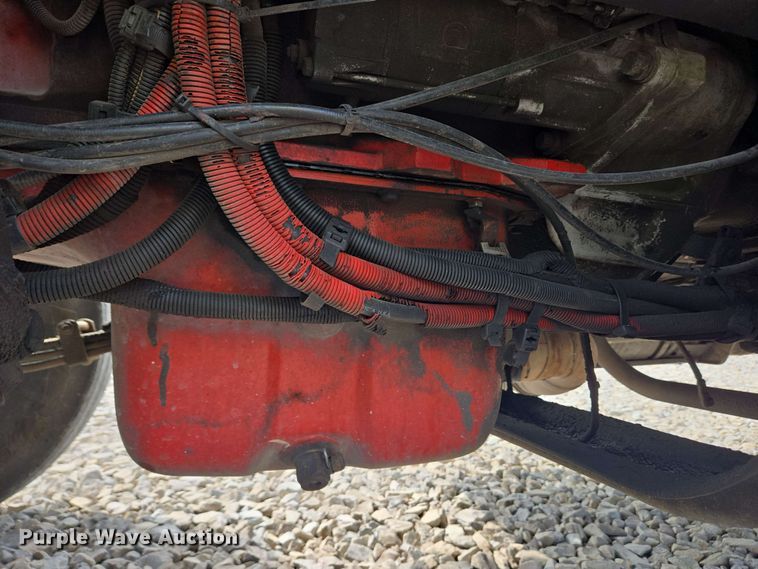 image for item YA0473 2014 Kenworth W900 semi truck