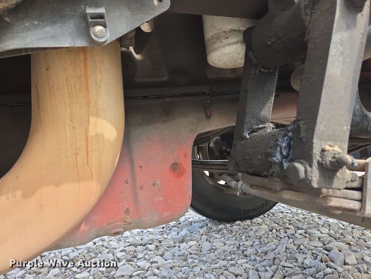 image for item YA0473 2014 Kenworth W900 semi truck