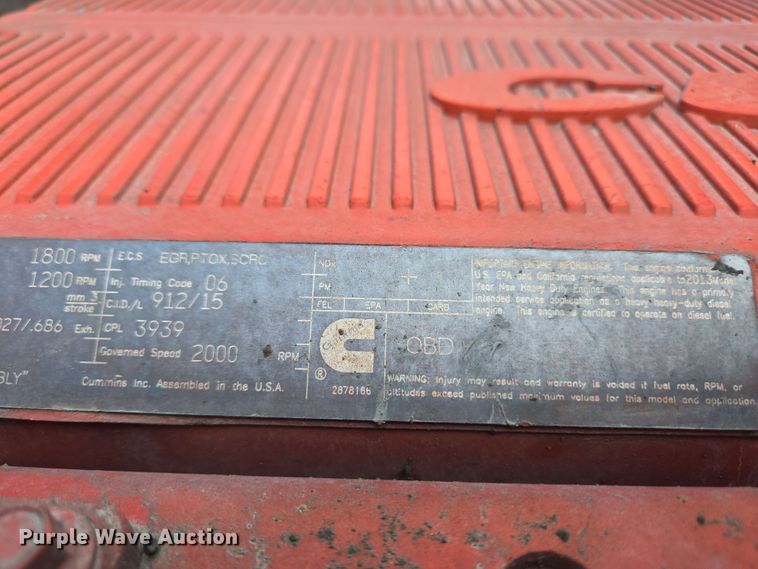 image for item YA0473 2014 Kenworth W900 semi truck