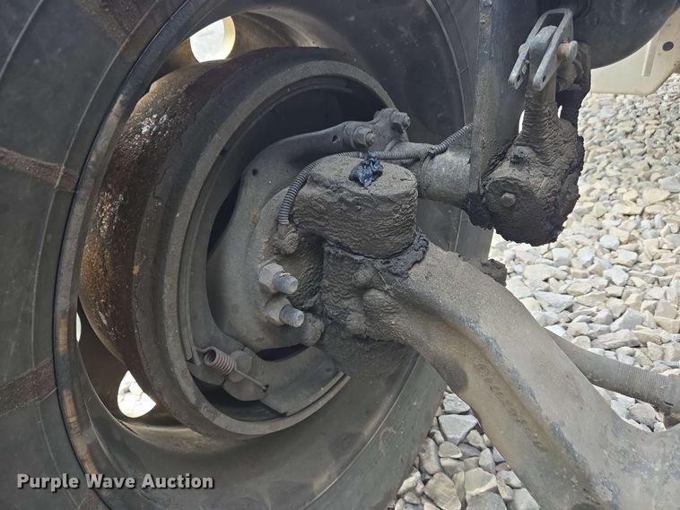 image for item YA0473 2014 Kenworth W900 semi truck