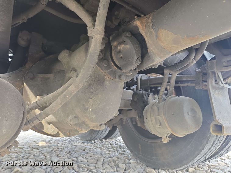 image for item YA0473 2014 Kenworth W900 semi truck