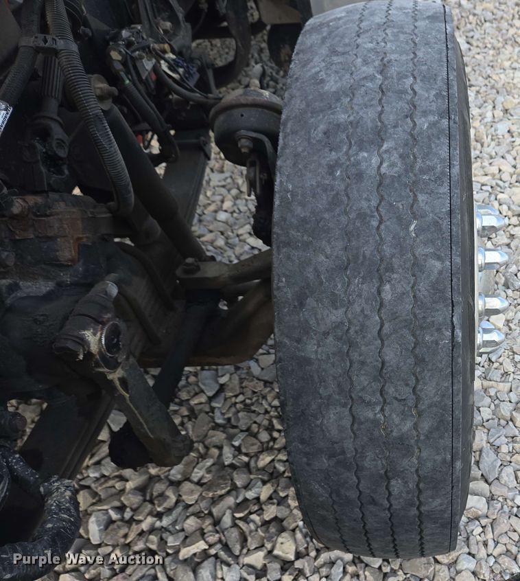 image for item YA0473 2014 Kenworth W900 semi truck