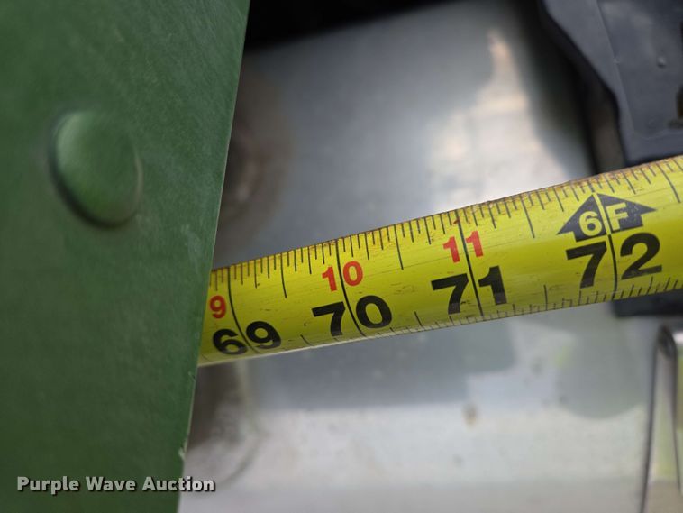 image for item YA0475 2018 Peterbilt 389 semi truck