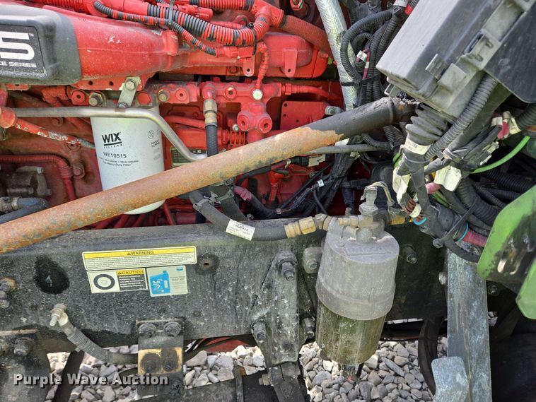 image for item YA0475 2018 Peterbilt 389 semi truck