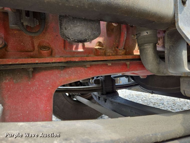 image for item YA0475 2018 Peterbilt 389 semi truck