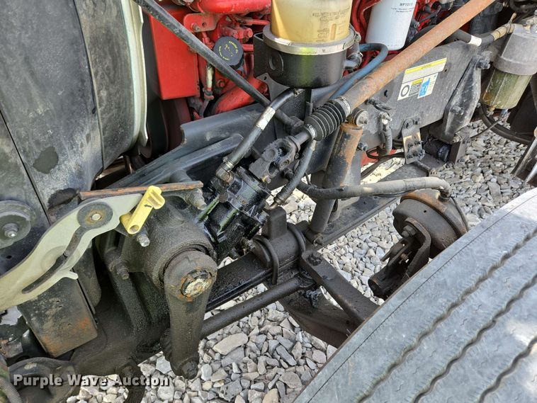 image for item YA0475 2018 Peterbilt 389 semi truck