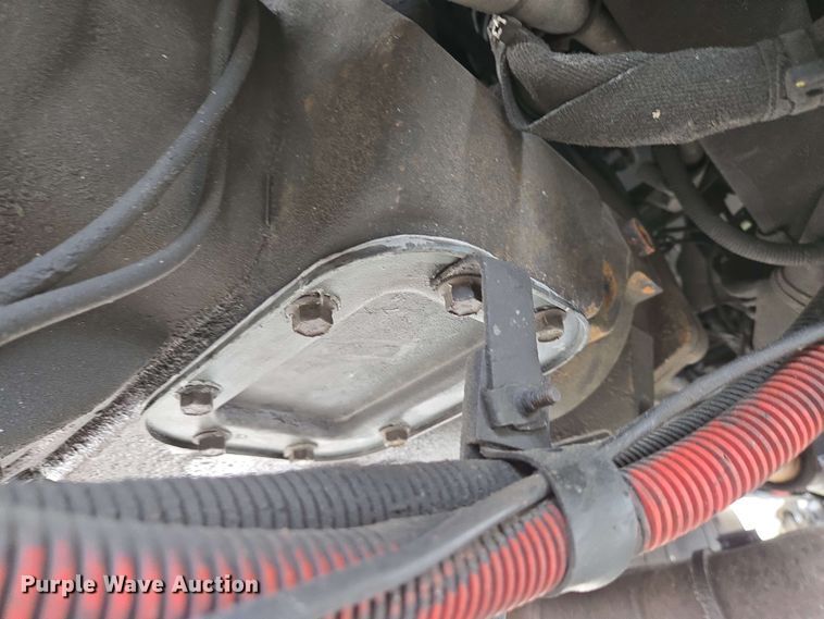 image for item YA0475 2018 Peterbilt 389 semi truck