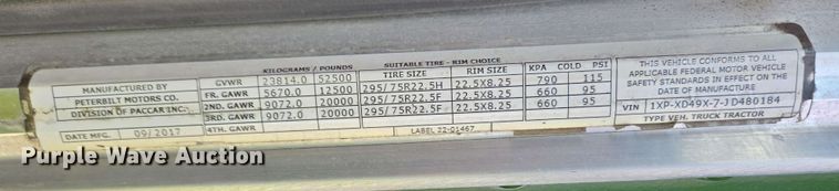 image for item YA0475 2018 Peterbilt 389 semi truck