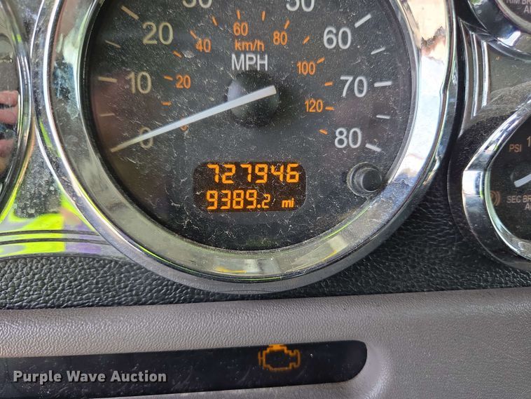 image for item YA0476 2019 Peterbilt 389 semi truck