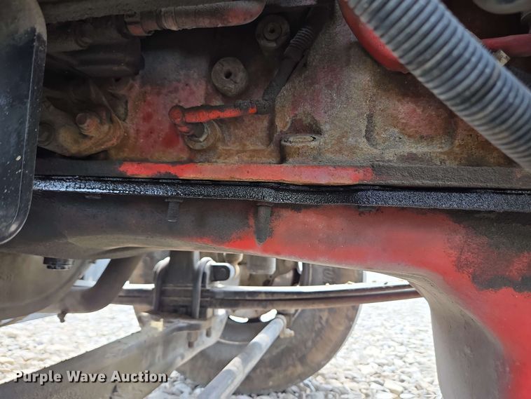 image for item YA0476 2019 Peterbilt 389 semi truck