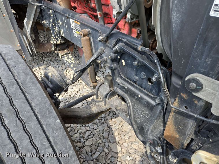 image for item YA0476 2019 Peterbilt 389 semi truck