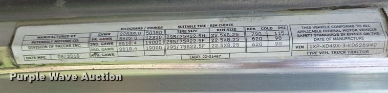 image for item YA0476 2019 Peterbilt 389 semi truck