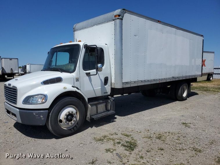 2012 Freightliner BUSINESS CLASS M2 106