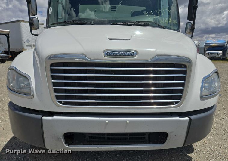 image for item YA0492 2012 Freightliner  Business Class M2 106 box truck