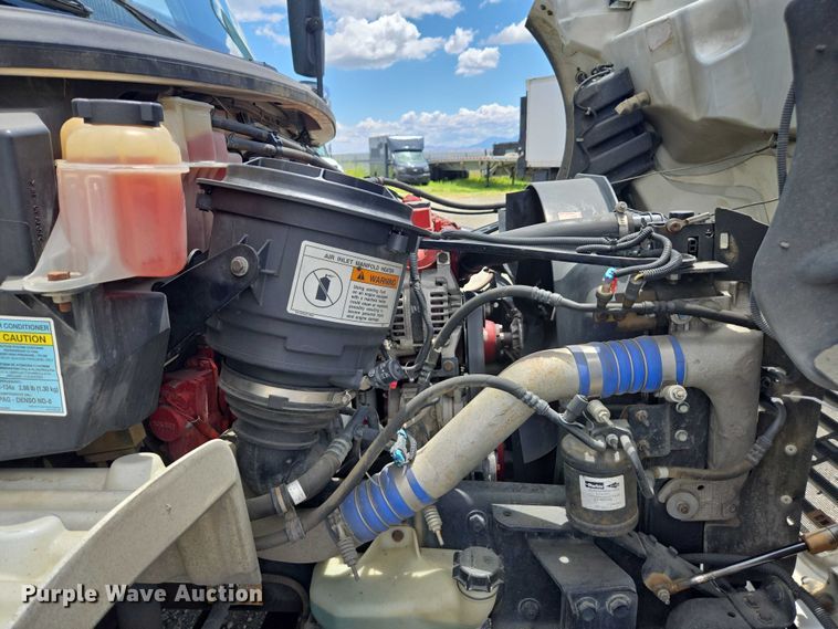 image for item YA0492 2012 Freightliner  Business Class M2 106 box truck