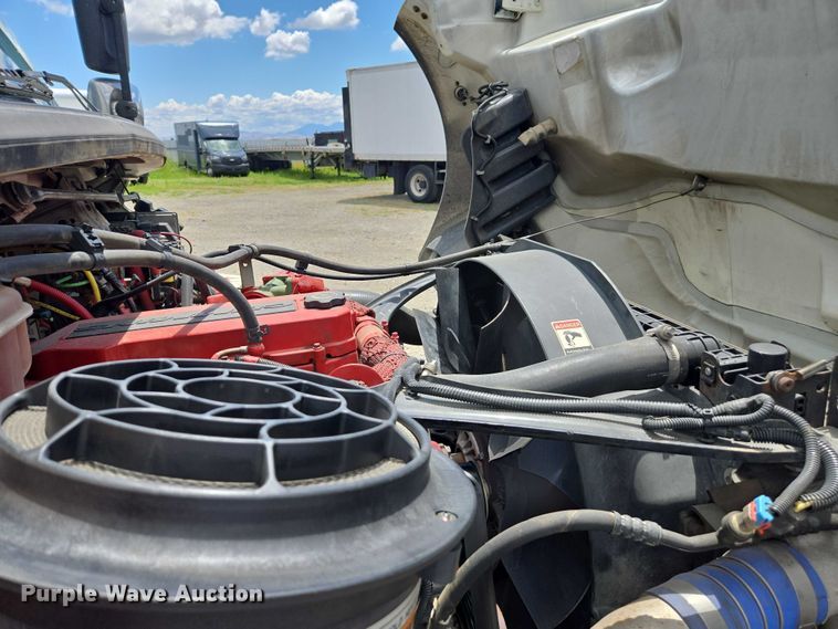 image for item YA0492 2012 Freightliner  Business Class M2 106 box truck