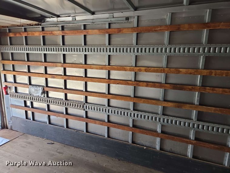 image for item YA0523 2014 Freightliner Business Class M2 106 box truck