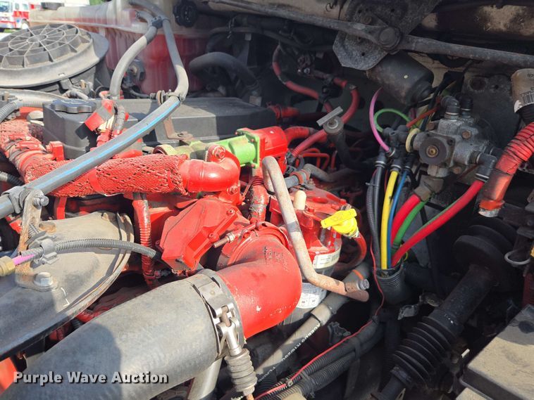 image for item YA0523 2014 Freightliner Business Class M2 106 box truck