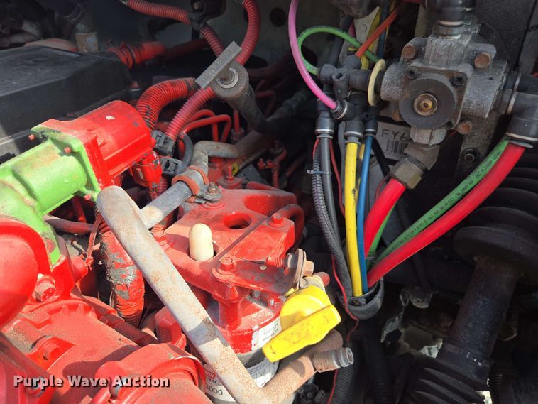 image for item YA0523 2014 Freightliner Business Class M2 106 box truck