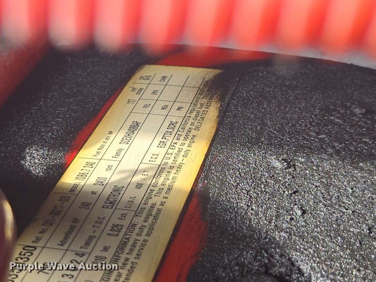 image for item YA0523 2014 Freightliner Business Class M2 106 box truck