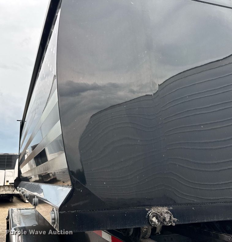 image for item YA0539 2022 Rogue RTB5004 transfer pup trailer