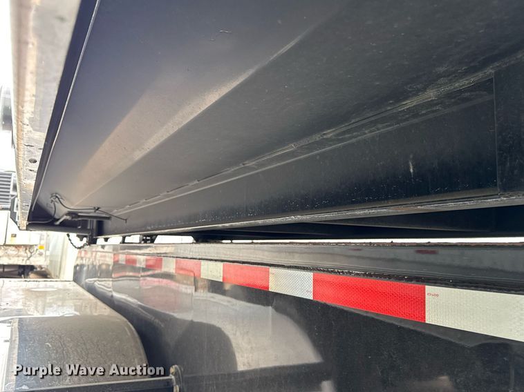 image for item YA0539 2022 Rogue RTB5004 transfer pup trailer