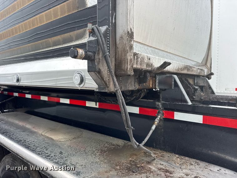 image for item YA0539 2022 Rogue RTB5004 transfer pup trailer