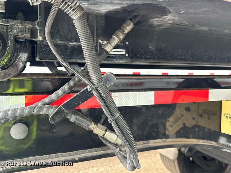 image for item YA0539 2022 Rogue RTB5004 transfer pup trailer