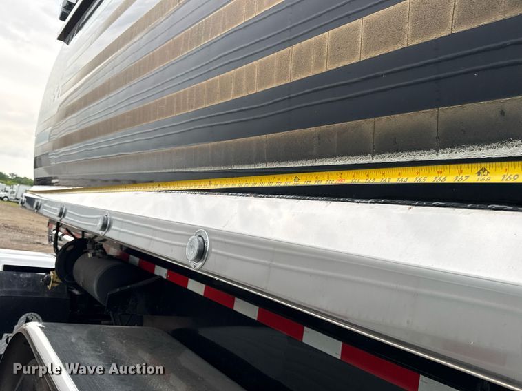 image for item YA0539 2022 Rogue RTB5004 transfer pup trailer