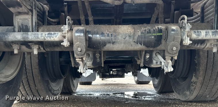 image for item YA0539 2022 Rogue RTB5004 transfer pup trailer