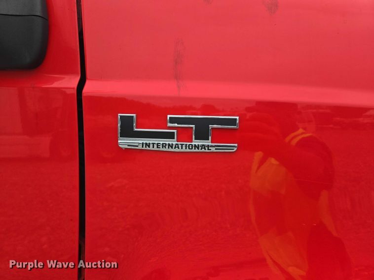 image for item YA0540 2018 International LT625 semi truck