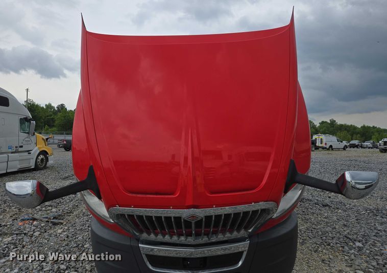 image for item YA0540 2018 International LT625 semi truck