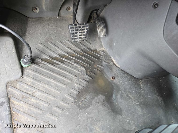 image for item YA0540 2018 International LT625 semi truck