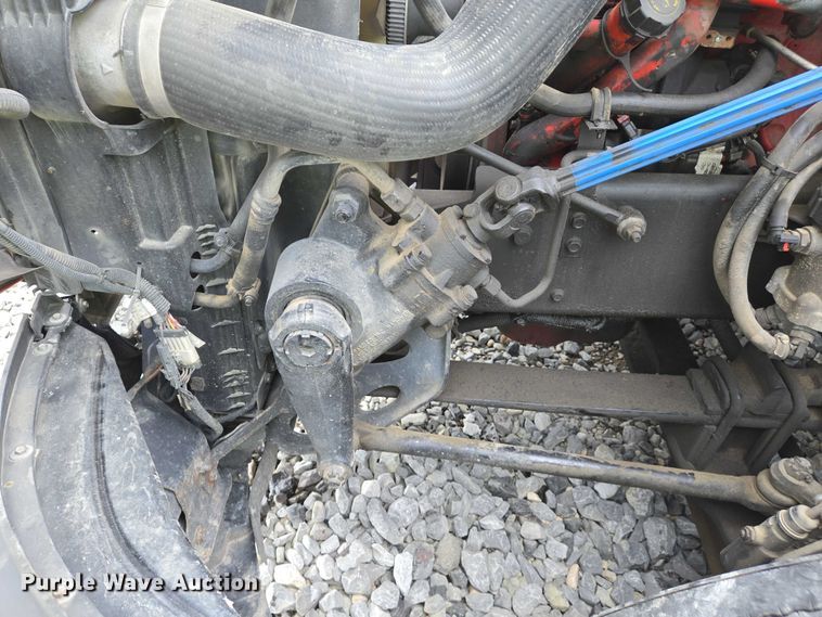 image for item YA0540 2018 International LT625 semi truck