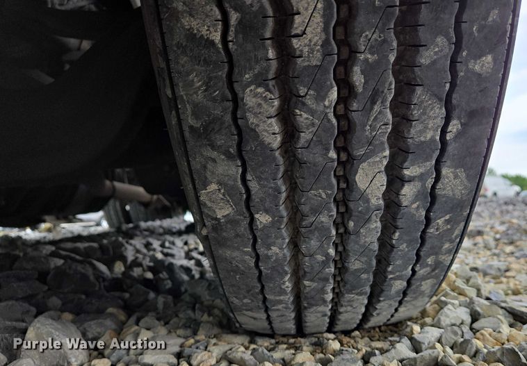 image for item YA0540 2018 International LT625 semi truck