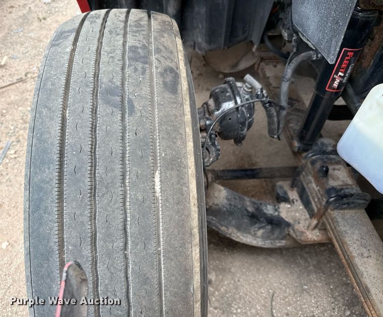 image for item YA0554 2014 International ProStar Plus 122 semi truck