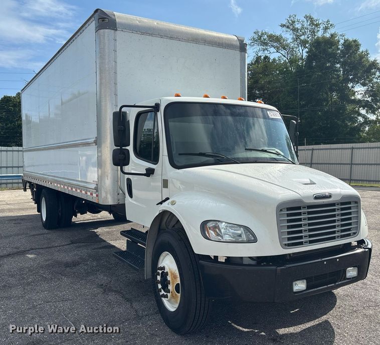 image for item YA0555 2018 Freightliner Business Class M2 106 box truck
