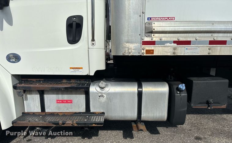 image for item YA0555 2018 Freightliner Business Class M2 106 box truck