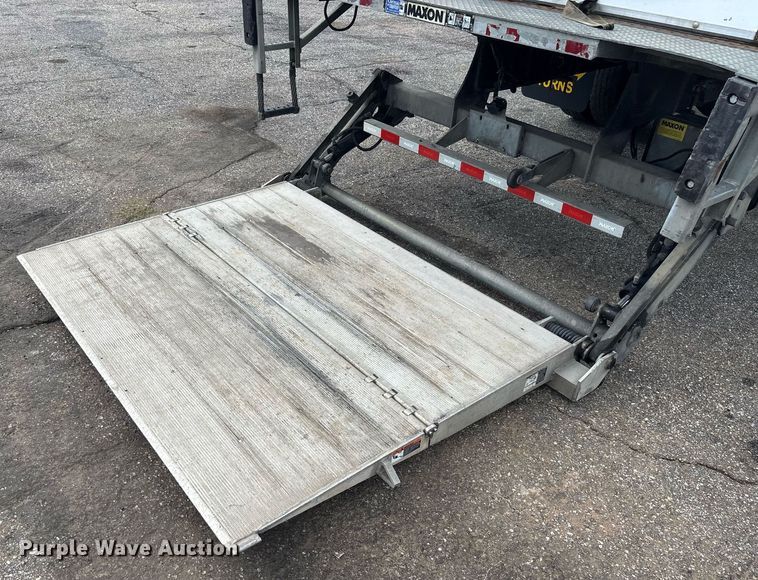 image for item YA0555 2018 Freightliner Business Class M2 106 box truck