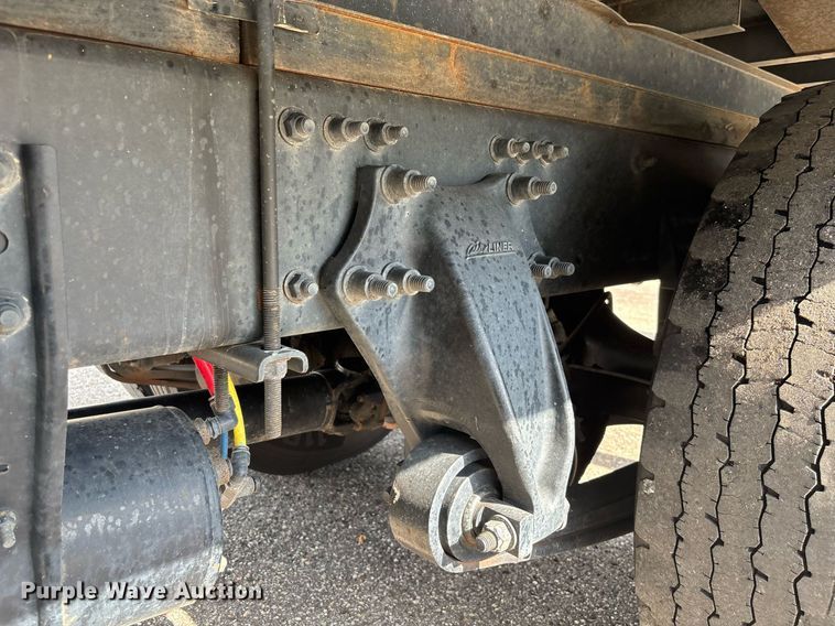 image for item YA0555 2018 Freightliner Business Class M2 106 box truck