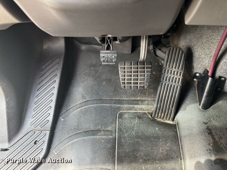 image for item YA0555 2018 Freightliner Business Class M2 106 box truck