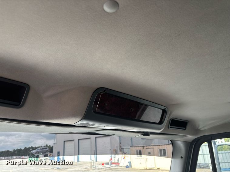 image for item YA0555 2018 Freightliner Business Class M2 106 box truck