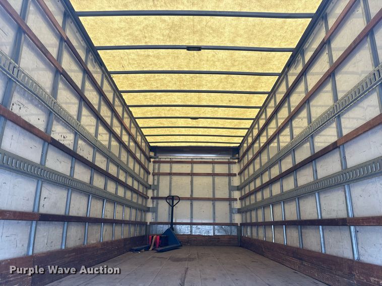 image for item YA0555 2018 Freightliner Business Class M2 106 box truck