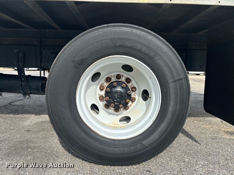 image for item YA0555 2018 Freightliner Business Class M2 106 box truck