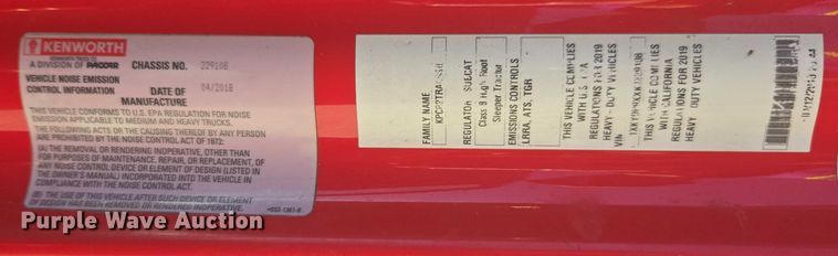 image for item YA0572 2019 Kenworth T680 semi truck