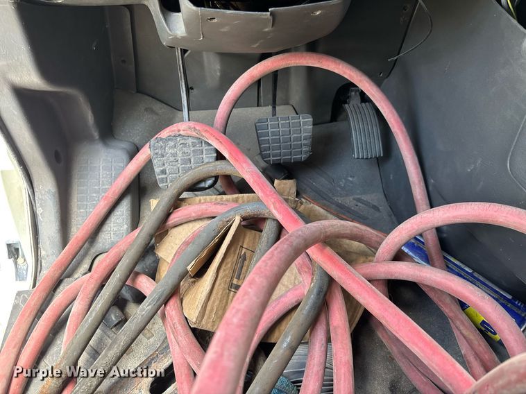 image for item YA0574 2015 International ProStar Plus 122 semi truck