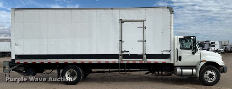 image for item YA0609 2018 International DuraStar 4300 box truck