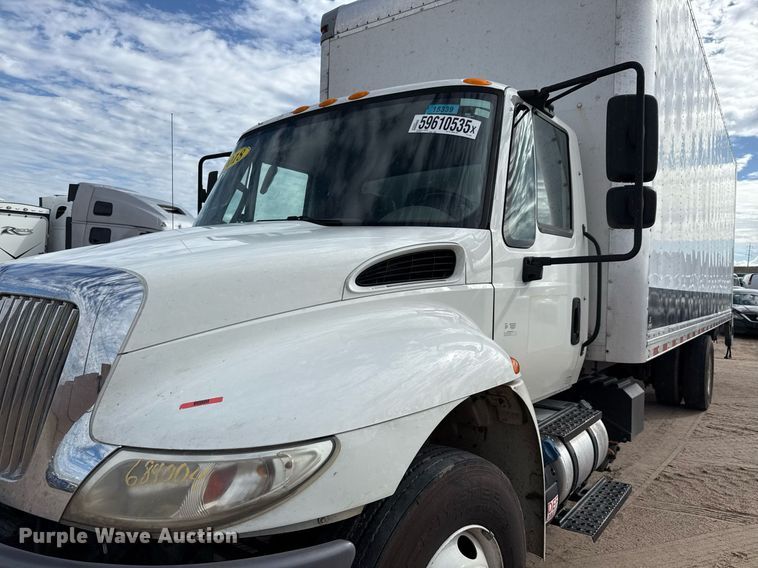 image for item YA0609 2018 International DuraStar 4300 box truck