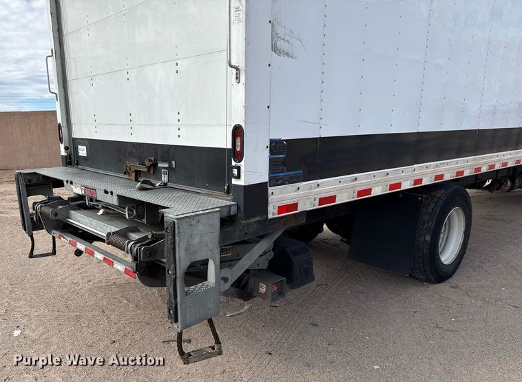image for item YA0609 2018 International DuraStar 4300 box truck